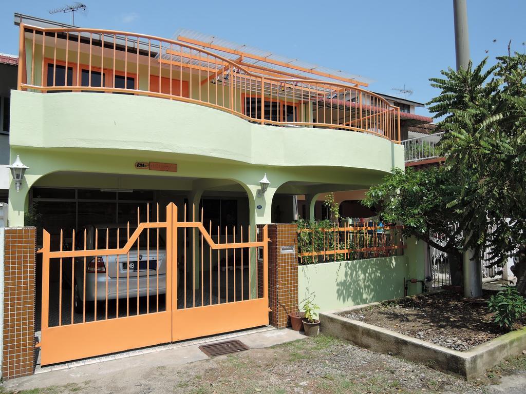 The Pillohouzzze Hotel Malacca Bagian luar foto