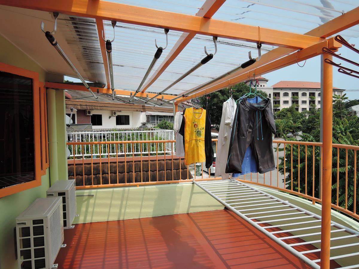 The Pillohouzzze Hotel Malacca Bagian luar foto